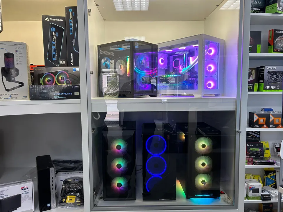 High-End Intel — Beispielbild aus dem Laden von NUR-Computer Bielefeld